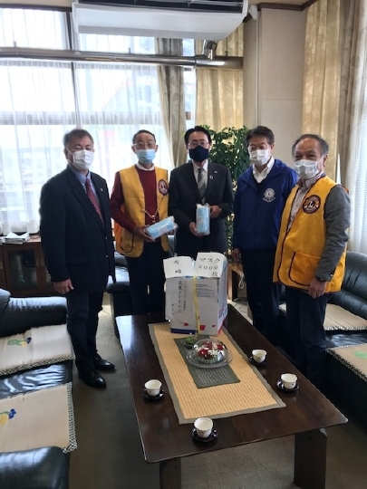 マスク寄贈2.jpg